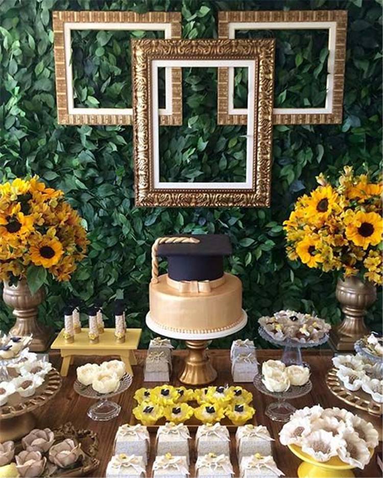 20 Wonderful Graduation Party Decoration Ideas You Need To Know Women 