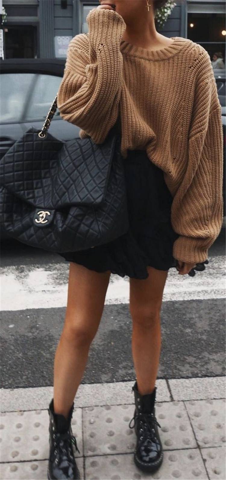 25 Trendy And Classic Winter Outfits To Update Your Wardrobe | Women