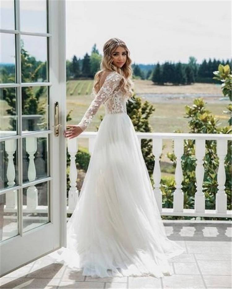 Gorgeous And Charming Fall/Winter Wedding Dresses You Would Love To Have; Gorgeous Wedding Dress; Breath Taking Wedding Dress; White Wedding Dress; Brand Wedding Dress; Off The Shoulder Lace Wedding Dresses; Lace Long Sleeves Wedding Dress; Fall Wedding Dress; Winter WeddingDress; #winterdress #winterweddingdress#weddingdress #fallweddingdress