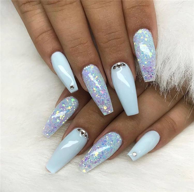 Coffin Cute Winter Acrylic Nails - Another cute long acrylic nails can ...