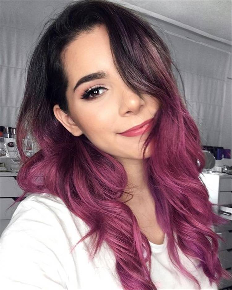 Best Burgundy Hair Color And Designs For Your Inspiration; Burgundy Hair; Burgundy Hair Color; Burgundy Hair Designs; Burgundy; Burgundy Color; Woman Hair Color; Chic Hair Color; Gorgeous Hair Color; #haircolor #burgundyhaircolor #burgundycolor #burgundyhair #hairstyle #chichairstyle