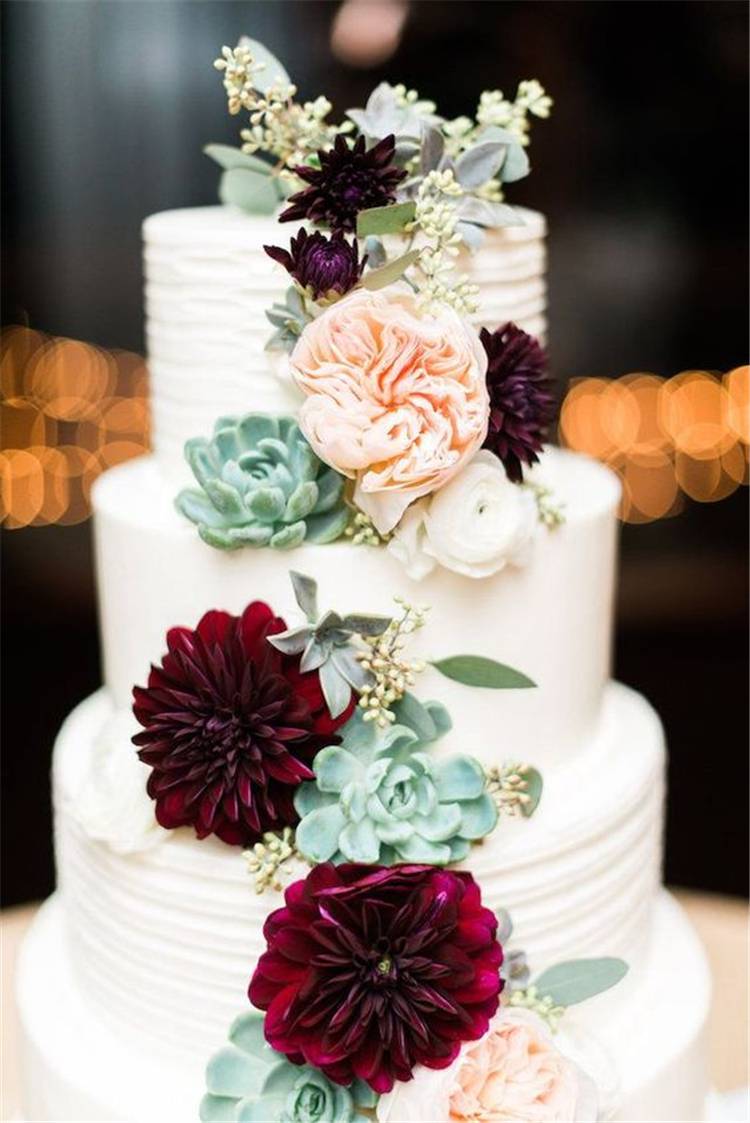 Beautiful Wedding Cakes Ideas For Your Big Day; Wedding Cakes; Floral Wedding Cakes; Floral Cakes; Romantic Cakes; #weddingcake #floralweddingcake #cake #weddingart