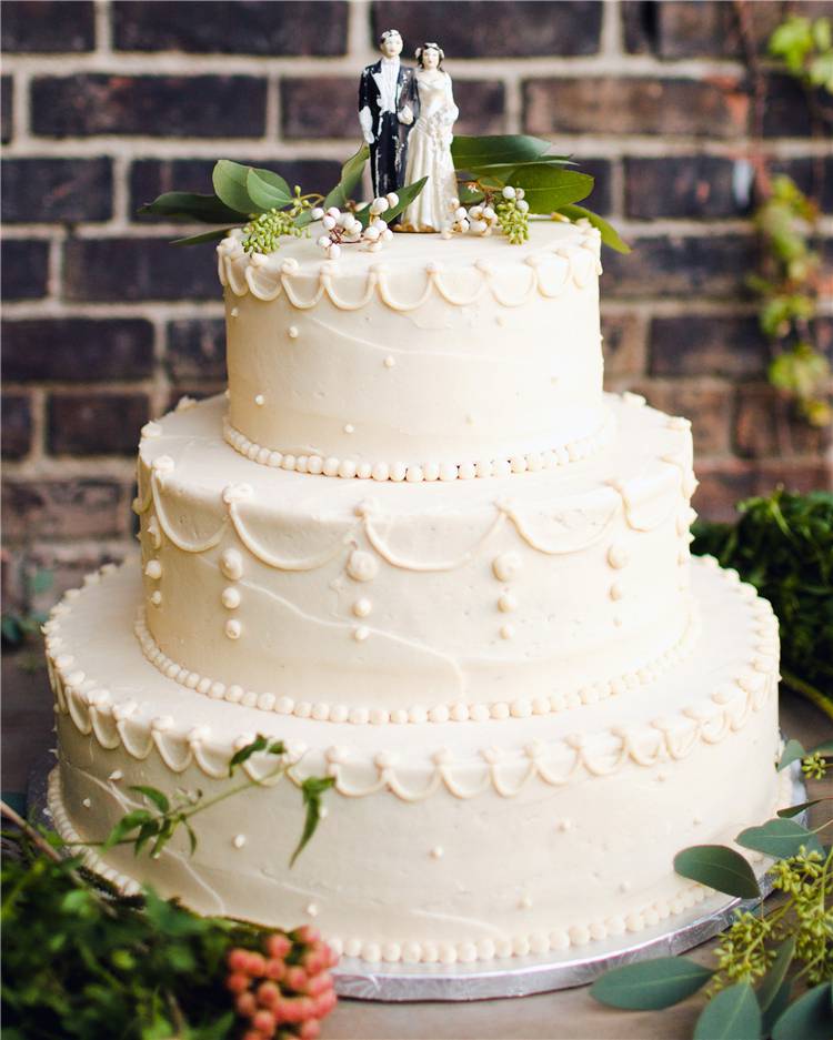 Gorgeous Wedding Cakes For Your Inspiration; Wedding Cakes; Floral Wedding Cakes; Floral Cakes; Romantic Cakes; #weddingcake #floralweddingcake #cake #weddingart