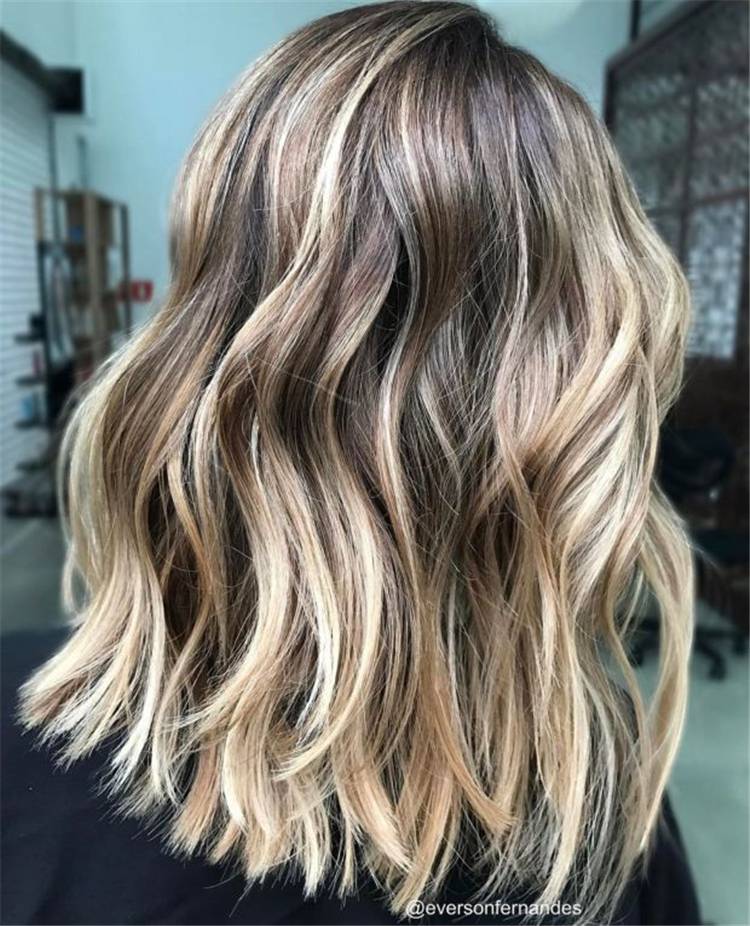 Gorgeous Highlights and Lowlights for Light Brown Hair; Light Brown Hair; Lowlights; Highlights; Brown Hair; Hair Lowlights; Hair Highlights; #lightbrownhair #brownhair #highlights #lowlights
