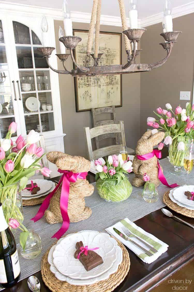 How To Make Your Easter Table Centerpiece Incredibly Stylish And Inspiring; Home Decor; Holiday Decor; Table Decor; Easter; Easter Decor; Easter Table; Easter Table Deocr; Table Centerpiece; Easter Table Centerpiece; Easter Egg; Easter Bunny #Easter #Easterdecor #easterholiday #easteregg #easterbunny #eastertable #tablecenterpiece