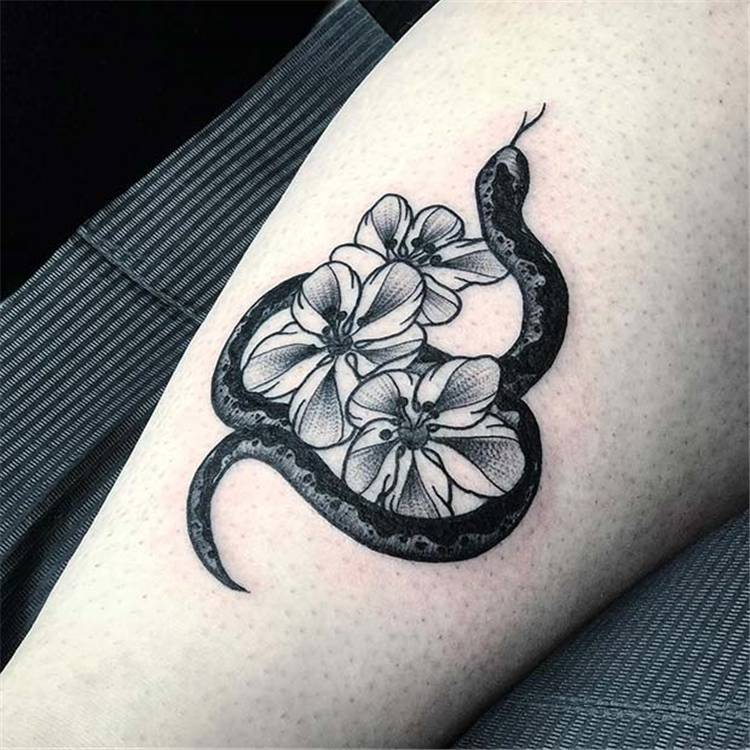 Unique Tattoo Ideas For Stylish Women; Tattoo Ideas; Unique Tattoo; Stylish Tattoo; Tattoo; Tattoo Design; #uniquetattoo #tattoodesign #stylishtattoo