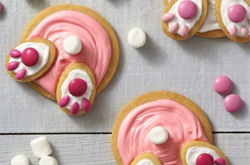 Cute And Delicious Easter Cookies To Make Your Easter Holiday More Sweeter; Easter Cookies; Cookies; Bunny Cookies; Egg Cookies; Chicken Cookies; Cute Cookies; Cookies For Kids; Easter; Easter Holiday; Easter Decor #Easter #Eastercookies #easterholiday #eastereggs #easterbunny