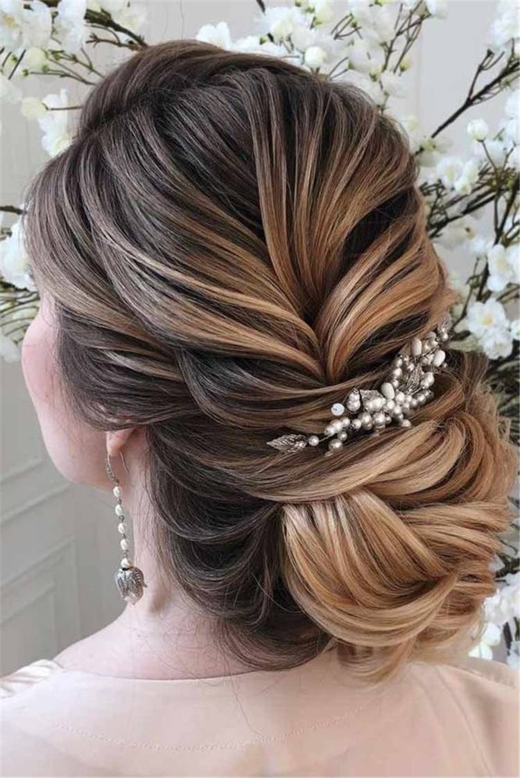 Gorgeous And Stunning Wedding Updo Hairstyles For Long Hair - Women ...