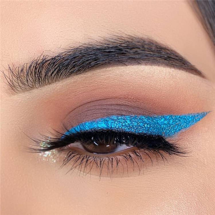 Trendy And Gorgeous Spring Makeup You Should Copy ASAP; Spring Makeup; Trendy Makeup; Gorgeous Makeup; Spring Eye Makeup; Spring Makeup Ideas; #makeup #springmakeup #gorgeousmakeup #trendymakeup