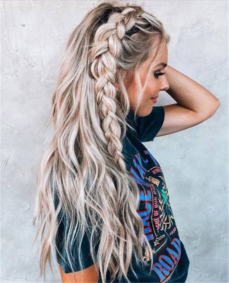 Gorgeous Braided Hairstyles For The Spring Season; Hairstyle; Braided Hairstyles; Spring Season; Spring Hairstyle; French Braided; #braidedhairstyle #hairstyle #springhairstyle