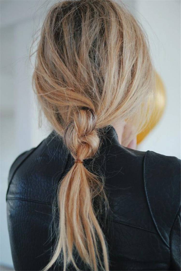 How To Have A Ponytail Hairstyle? Here Are The Answers! Ponytail; Ponytail Hairstyle; Low Ponytail; High Ponytail; braided Ponytail; #sleekponytail #ponytail #longponytail #lowponytail #ponytailslayer #sleekhair #highpony #sleekponytails