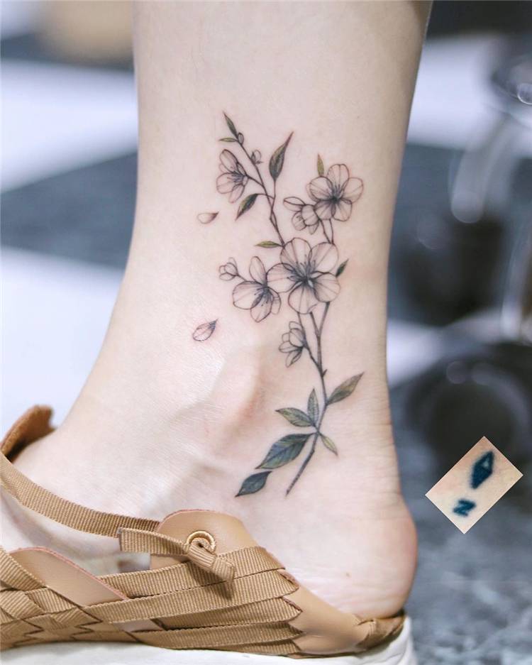 Cute And Pretty Watercolor Tattoo Ideas You Would Love; Watercolor Tattoo; Watercolor Tattoo Ideas; Tattoo; Floral Watercolor Tattoo; Ankle Watercolor Tattoo; Back Watercolor Tattoo; Arm Watercolor Tattoo; Leg Watercolor Tattoo; High Thigh Watercolor Tattoo; Shoulder Watercolor Tattoo; #watercolortattoo #tattoo #floraltattoo #floralwatercolortattoo #shoulderwatercolortattoo