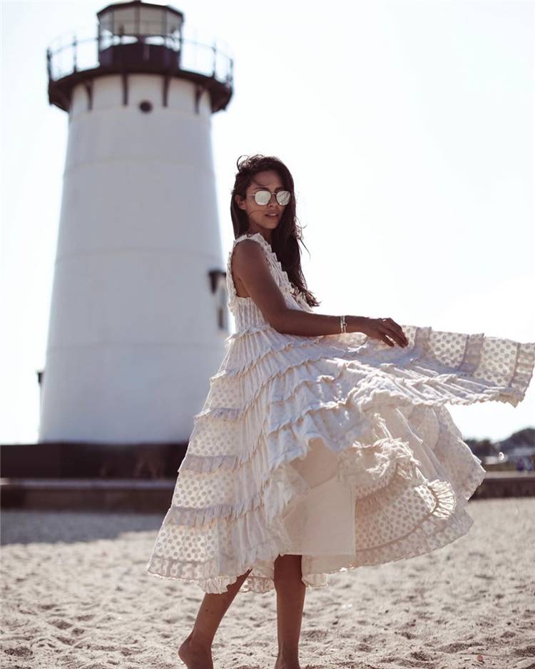 Pretty White Summer Dresses You Would Obsessed With 2020; White Dress; Summer Dress; White Summer Dress; Trendy Dress; Lace Dress; Cotton Dress; Simple Dress; Casual Dress; #whitedress #summerdress #whitesummerdress #casualdress #lacedress