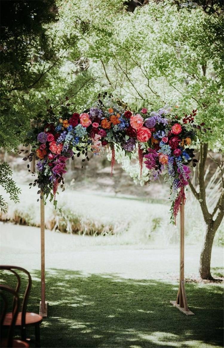 Important Wedding Arrangements To Make Your Wedding Perfect; Wedding Arrangement; Wedding Decor; Wedding Stage; Wedding Arch; Wedding Reception; Wedding Flower; #weddingdecor #weddingarrangement #weddingarch #weddingflower