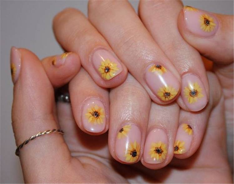 Gorgeous And Stunning Floral Nail Designs You Should Copy Right Now; Floral Nails; Lovely Nails; Nails; Square Nails; Nail Design; Flower Nails; Cherry Blossom Nails; Lily Nails; Sunflower Nails; Daisy Nails; #nails #springnail #flowernails #squarenail #naildesign #floralnails