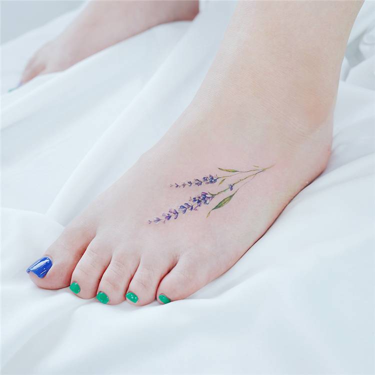 Cute And Pretty Watercolor Tattoo Ideas You Would Love; Watercolor Tattoo; Watercolor Tattoo Ideas; Tattoo; Floral Watercolor Tattoo; Ankle Watercolor Tattoo; Back Watercolor Tattoo; Arm Watercolor Tattoo; Leg Watercolor Tattoo; High Thigh Watercolor Tattoo; Shoulder Watercolor Tattoo; #watercolortattoo #tattoo #floraltattoo #floralwatercolortattoo #shoulderwatercolortattoo