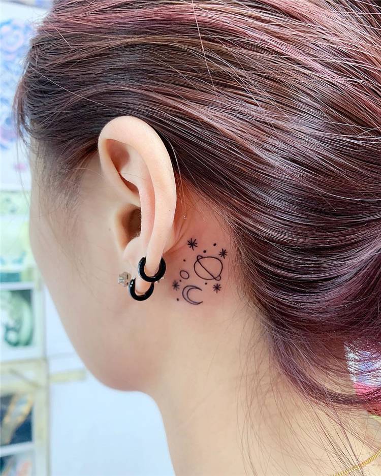 Stunning Behind The Ear Tattoo Ideas You Would Fall In Love With; Ear Tattoo; Tattoo; Behind Ear Tattoo; Simple Tattoo; Tiny Tattoo; Small Tattoo; Floral Tattoo; Music Tattoo; Heart Tattoo; #eartattoo #behindeartattoo #tattoo #simpletattoo #tinytattoo #smalltattoo #floraltattoo