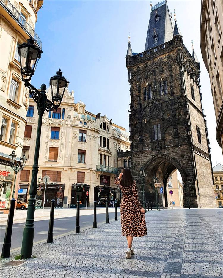 Most Instagrammable Spots In Prague You Can't Miss; Prague; Travel Guide; Prague Travelling; Instagrammable Spots In Prague; Prague Guide; Charles Bridge; Prague Castle; Old Town Hall; Church; #prague #pragueguide #travelinprague #charlesbridge #praguecastle #church #oldtownhall
