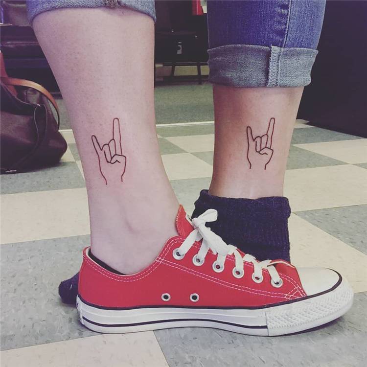 Best Friend Matching Tattoo Ideas For Your Inspiration; Friend Matching Tattoo; Matching Tattoo; Tattoo; Friend Tattoo; Tattoo Designs #tattoo #friendtattoo #friendmatchingtattoo #matchingtattoo #tattoodesigns