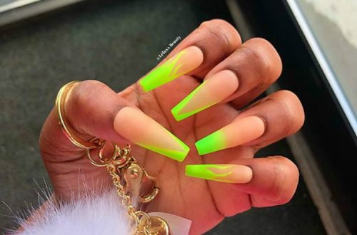 Gorgeous And Sexy Neon Green Nails To Inspire You Everyday; Cute Neon Green Nail Art Designs; Sexy Neon Green Nail; Neon Green Nail; Nail Art Designs; Neon Green Coffin Nail; Square Neon Green Nail; Stiletto Nail; Almond Nail #nail #nailart #CoffinNeongreennail #neongreennail #greennail #coffinnail #squarenail #stilettonail
