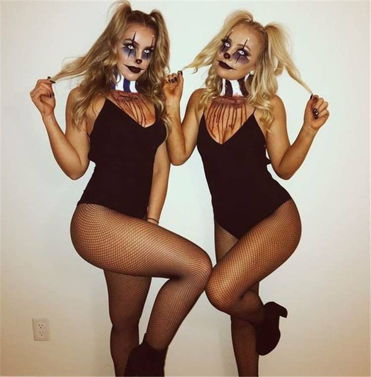 Amazing And Creative Halloween Costumes You Need To Save; Halloween Costumes; Halloween; Halloween Costumes Ideas; Clown Halloween Costumes; Ghost Halloween Costumes; Bunny Halloween Costumes; Dead Braid Halloween Costumes; #halloween #halloweencostumes #halloweendesign #clowncostumes #bunnycostumes #deadbraidcostumes 