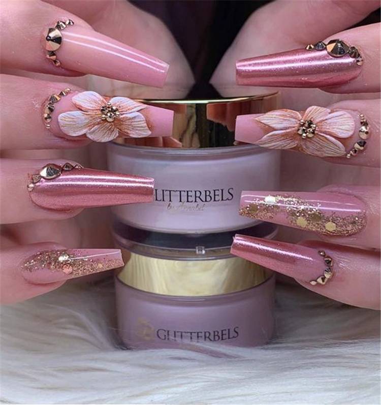 Amazing And Gorgeous Fall Acrylic Coffin Nail Designs You Must Love; Coffin Nail; Acrylic Coffin Nail; Nail; Nail Design; Fall Nail; Fall Nail Design; Autumn Nail; flower Nail; Glitter Nail; Rhinestones Nails; Marble Nails; #squarenail #shortsquarenail #nail #naildesign #fallnail #autumnnail #glitternail #rhinestonesnails #marblenails