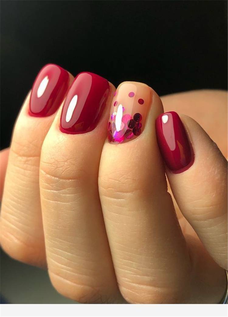 Stylish And Gorgeous Red Nail Designs You Must Love;Red Nail; Red Nail Design; Matte Red Nails; Floral Red Nails; Glitter Red Nails; Trendy Red Nails; Nails; Nail Design; #rednails #rednaildesign #glitterrednails #matterednails #nail #naildesign