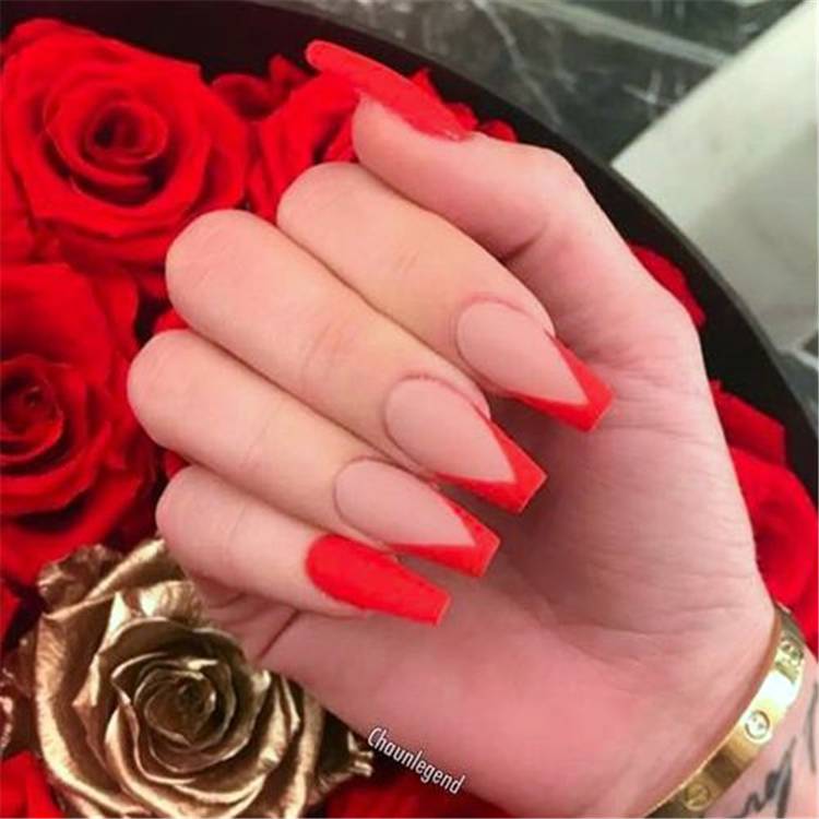 Stylish And Gorgeous Red Nail Designs You Must Love;Red Nail; Red Nail Design; Matte Red Nails; Floral Red Nails; Glitter Red Nails; Trendy Red Nails; Nails; Nail Design; #rednails #rednaildesign #glitterrednails #matterednails #nail #naildesign