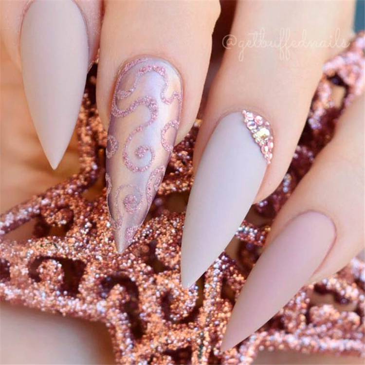 Stunning And Gorgeous Mauve Color Nail Designs For You; Nails; Nail Design; Mauve Nail Color; Nail Color; Mauve Coffin Nails; Mauve Square Nails; Mauve Oval Nails;#nails #naildesign #mauvenail #mauvenaildesign #mauvecolor #coffinnails #squarenails