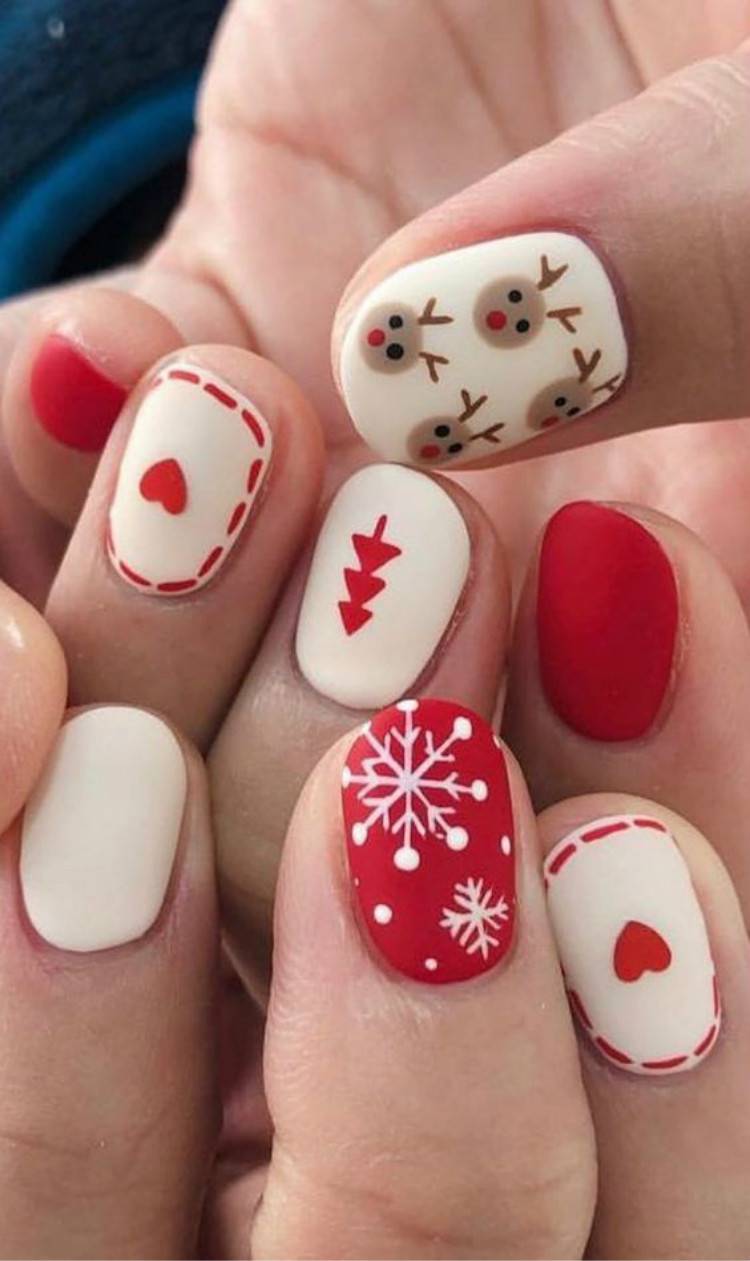 Gorgeous Christmas Nail Designs You Need To Copy Now; Christmas Red Nails; Red Nails; Christmas Nails; Christmas Square Nails; Christams Coffin Nails; Christmas Almond Nail; Christmas Stiletto Nails; Holiday Nails #nails #nailsdesign #christmasnails #christmassquarenails #christmascoffinnails #christmasalmondnail #christmasstilettonails #holidaynails #holidayrednails #christmasrednails