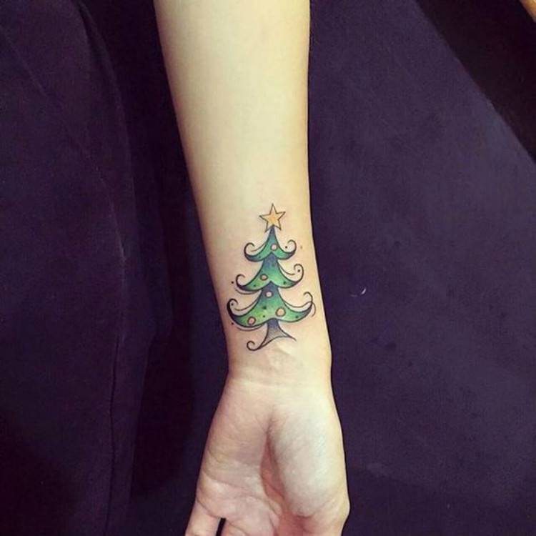 Cute Christmas Tattoo Designs You Need To Copy Now; Christmas Tattoo; Tattoo; Tattoo Designs; Cute Tattoo; Christmas Tree Tattoo; Snowflake Tattoo; Snowman Tattoo; Christmas; #christams #christmastreetattoo #tinytattoo #snowmantattoo #snowflaketattoo #cutetattoo #christmastattoo