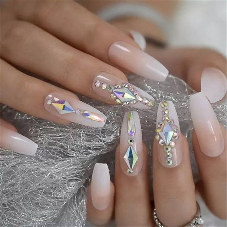 Gorgeous Arcylic Winter Coffin Nails You Must Follow; Winter Nails; Winter Coffin Nails; Coffin Nails; Arcylic Nails; Glitter Coffin Nails; Rhinestones Coffin Nails; Matte Coffin Nails; Christams Coffin Nails; #wintercoffinnails #coffinnails #arcyliccoffinnails #nails #mattecoffinnails #glittercoffinnails #christmascoffinnails