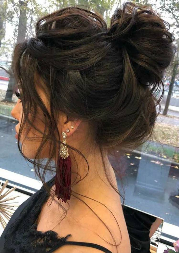 Amazing Hairstyles For The Coming Christmas And Holiday Party; Christmas; Christmas Hairstyle; Hairstyle; Hair Idea; Double Braided Hairstyle; Braided Hairstyle; Double Space Bun Hairstyle; Holiday Hairstyle; Updo Hairstyles;#christmas #christmashairstyle #christmashairideas #updo #braidedhairstyle #holidayhairstyle #spacebunhairstyle #doublebraidedhairstyle