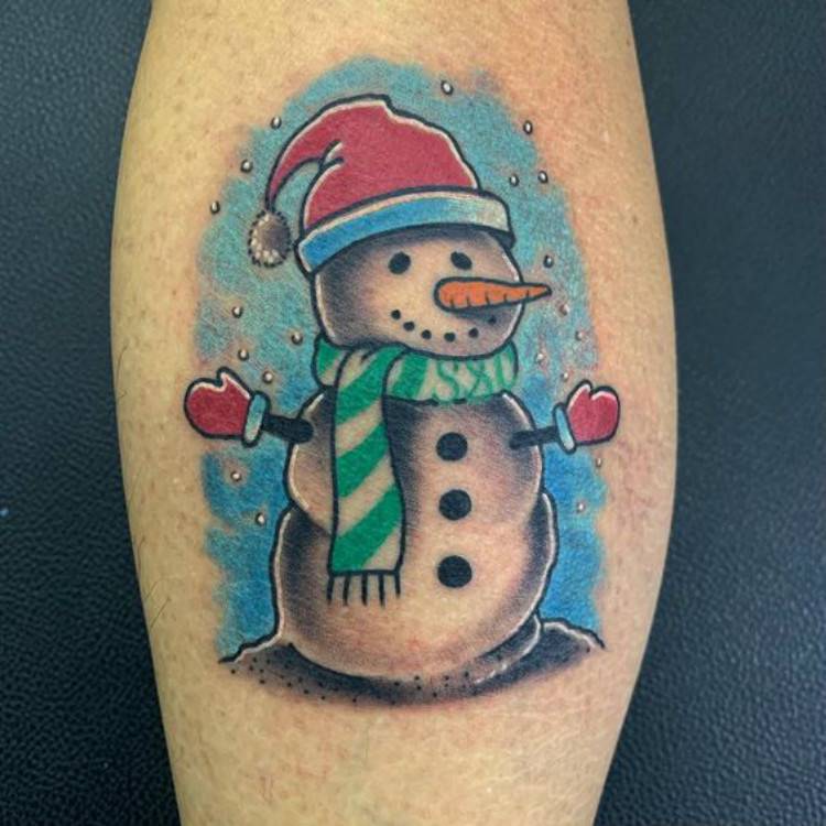 Cute Christmas Tattoo Designs You Need To Copy Now; Christmas Tattoo; Tattoo; Tattoo Designs; Cute Tattoo; Christmas Tree Tattoo; Snowflake Tattoo; Snowman Tattoo; Christmas; #christams #christmastreetattoo #tinytattoo #snowmantattoo #snowflaketattoo #cutetattoo #christmastattoo