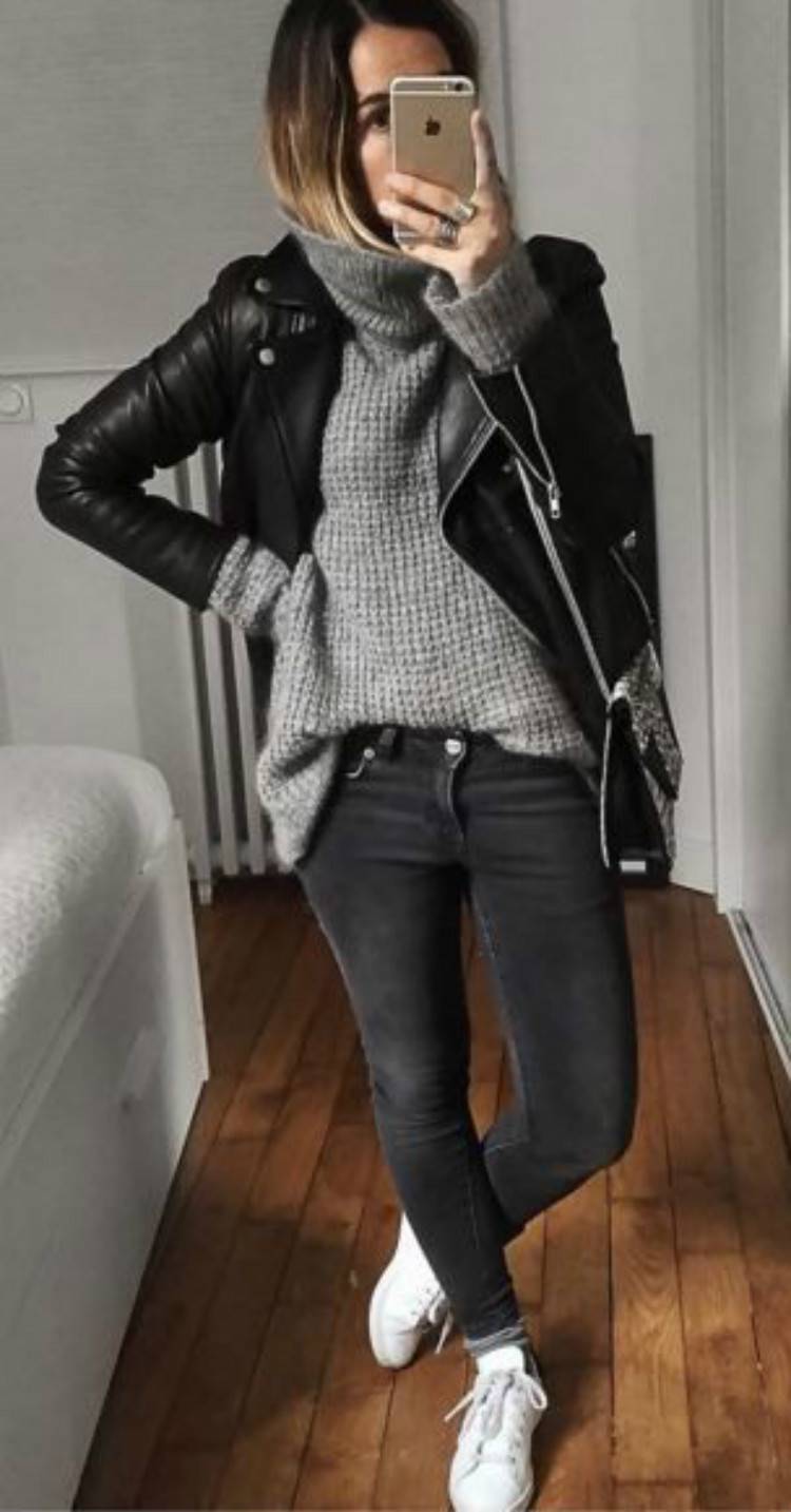 Gorgeous Winter Outfits To Make You Feel Wonderful; Winter Outfits; Outfits; Winter Coat; Leather Jacket; Leather Pants; Leather Skirt; Oversize Sweater; Winter Black Coat  #winteroutfit #outfits #leatherjacket #leathercoat #oversizesweater #leatherskirt #Leatherpants