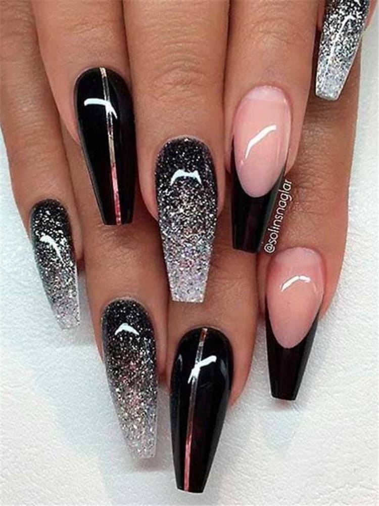 Gorgeous Arcylic Winter Coffin Nails You Must Follow; Winter Nails; Winter Coffin Nails; Coffin Nails; Arcylic Nails; Glitter Coffin Nails; Rhinestones Coffin Nails; Matte Coffin Nails; Christams Coffin Nails; #wintercoffinnails #coffinnails #arcyliccoffinnails #nails #mattecoffinnails #glittercoffinnails #christmascoffinnails