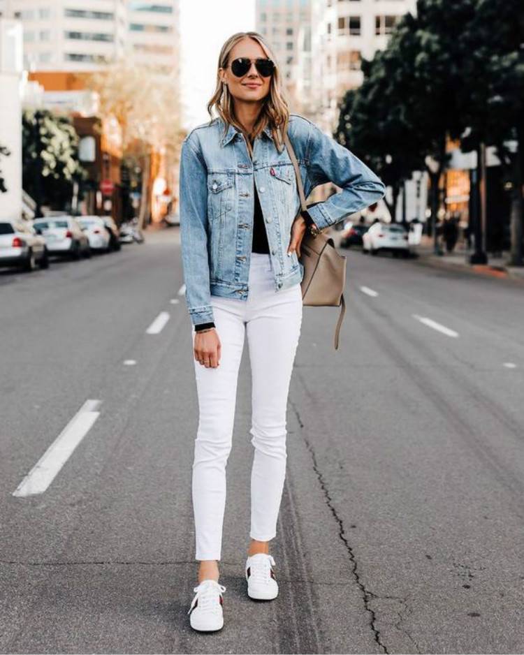 Trendy Spring Outfits To Make You Glam In Spring; Spring Outfits; Outfits; Demin Jacket; Overalls Outfits; Sweater Outfits; Spring Suits; Hoodie Outfits; Cute Spring Outfits; #springoutfits #outfits #springsweateroutfits #springhoodie #springoveralls #springjackets