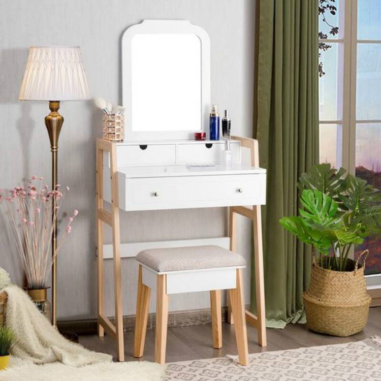 Gorgeous Makeup Vanity Table Designs For Your Beauty Inspiration; Makeup Table; Makeup Vanity Table; Makeup Drawer; Home Decor; House Decor #makeup #makeuptable #makeupvanitytable #makeupdrawer #homedecor 
