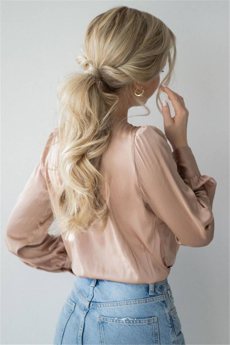 Pretty Valentine's Day Hairstyles For Your Perfect Date; Hairstyle; Hair Idea; Valentine's Hairstyles; Valentine's Day; Pretty Hairstyles; Easy Hairstyles; Ponytail; Bun Hairstyles; Half Up Half Down Hairstyles; Hair Makeup #Valentine #Valentine'sDay #hairstyles #easyhairstyles #halfuphalfdownhairstyle #ponytail #bunhairstyles #halfuphairstyles