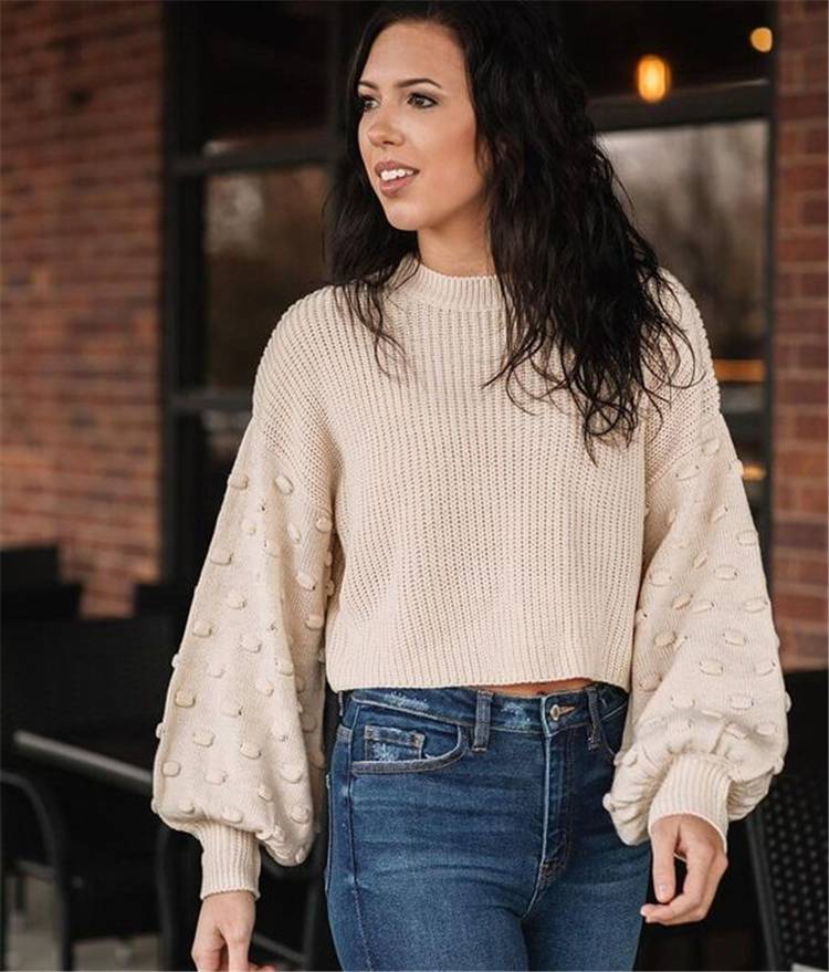 Gorgeous Spring Outfits To Make You Glam; Spring Outfits; Outfits; Oversize Sweater; Spring Ripped Jeans Outfits; Sweater Outfits; Spring Suits; Spring Skirt Outfits; Cute Spring Outfits; Spring Dress #springoutfits #outfits #springsweateroutfits #springskirt #springrippedjeans #springpants #springdress #oversizesweater