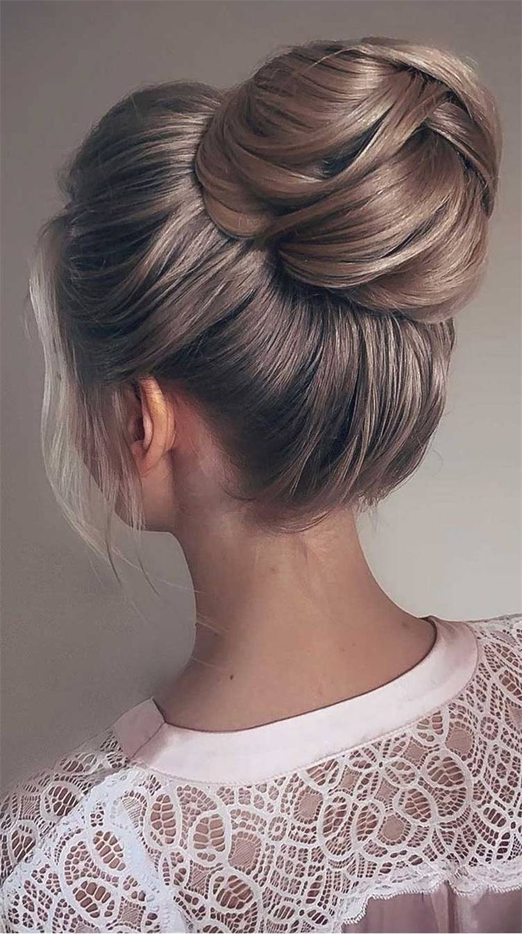 Cute Valentine's Hairstyles To Make Your Life Sweet; Hairstyle; Hair Idea; Valentine's Hairstyles; Valentine's Day; Pretty Hairstyles; Easy Hairstyles; Ponytail; High Bun Hairstyles; Low Bun Hairstyles; Boxer Hairstyle #Valentine #Valentine'sDay #hairstyles #easyhairstyles #boxerhairstyle #ponytail #bunhairstyles #lowbunhairstyles