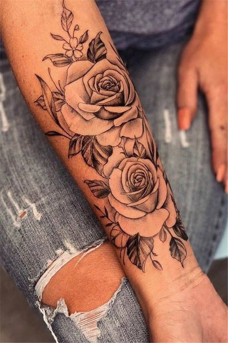 Spring Floral Tattoo Designs To Make You Beautiful; Floral Tattoo; Tattoo Design; Tattoo; Spring Floral Tattoo; Tulip Tattoo; Rose Tattoo; Daisy Tattoo; Flower Tattoo; Arm Tattoo; Finger Tattoo #tattoo #tattoodesign #floraltattoo #rosetattoo #tuliptattoo #daisytattoo #armtattoo #fingertattoo #watercolortattoo #springflower #springflowertattoo