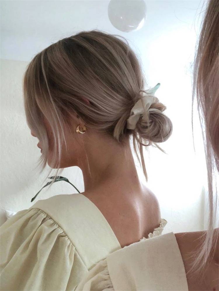 Cute Valentine's Hairstyles To Make Your Life Sweet; Hairstyle; Hair Idea; Valentine's Hairstyles; Valentine's Day; Pretty Hairstyles; Easy Hairstyles; Ponytail; High Bun Hairstyles; Low Bun Hairstyles; Boxer Hairstyle #Valentine #Valentine'sDay #hairstyles #easyhairstyles #boxerhairstyle #ponytail #bunhairstyles #lowbunhairstyles