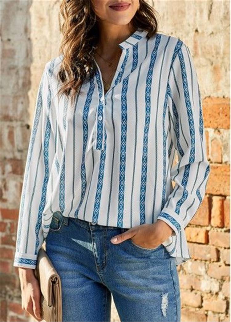 Gorgeous Spring Outfits You Need To Update Your Wardrobe; Spring Outfits; Outfits; Spring Striped Shirts; Spring Ripped Jeans Outfits; Long Dress Outfits; Spring Dress; Spring Dress Outfits; Cute Spring Outfits; Spring #springoutfits #outfits #springshirtoutfits #springdress #springrippedjeans #springlongdress #springstirpedshirt 