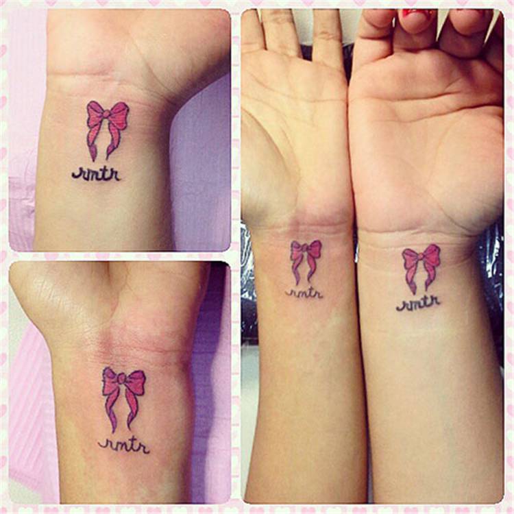 Cute Sister Tattoo Designs To Honor The Unbreakable Bond; Sister Tattoo; Tattoo; Tattoo Design; Sibling Tattoos; Cute Tattoo #sistertattoo #tattoo #tattoodesign #siblingtattoo #wristtattoo #ankletattoo #fingertattoo #fingersistertattoo