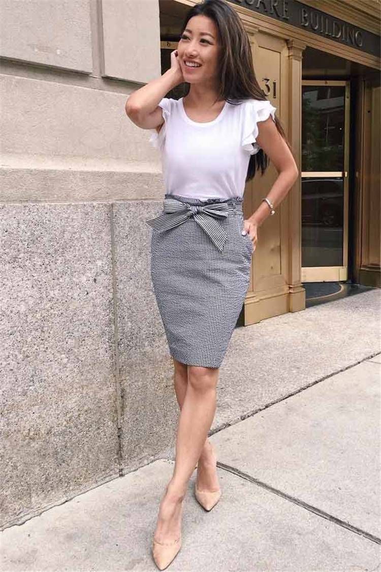 Trendy Work Outfits To Make You Have A Nice Day; Spring Outfits; Outfits; Printed Skirt; Spring Blouse Outfits; White Shirt Outfits;Work Pants; Spring Suits; Cute Spring Outfits; Spring Work Outfits #springoutfits #outfits #springshirtoutfits #springskirt #springblouseoutfits #worksuits #workpants #springworkoutfits #whiteshirt