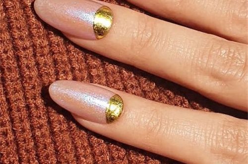 Amazing Graduation Nail Designs For Your Big Day; Nail; Nail Design; Graduation Nail Design; Glitter Nail Designs; Triangle Nail Designs; Lovely Graduation Nail; #glitternail #trianglenaildesign #nail #naildesign #graduationnail #graduationnaildesign