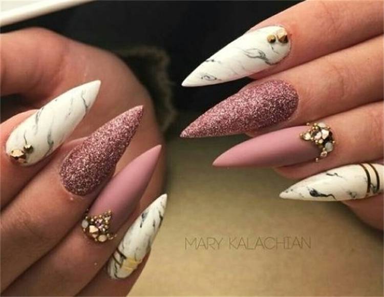 Gorgeous And Elegant Marble Nail Designs To Make You Glam; marble Square Nail; Square Nail; Coffin Marble Nail; Stiletto Marble Nail; #marblenaildesign #squarenail #squarenaildesign #naildesign #nail #coffinmarblenail #stilettomarblenail