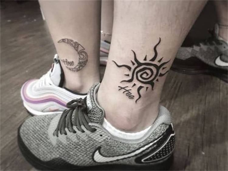 Unique Couple Matching Tattoo Designs For Sweet Couples; Couple Tattoo Ideas; Couple Tattoos; Matching Couple Tattoos;Simple Couple Matching Tattoo;Tattoos; Finger Matching Tattoo; Ankle Matching Tattoo; Shoulder Couple Matching Tattoo; #tattoo #couplematchingtattoo #matchingtattoo #fingermatchingtattoo #armmatchingtattoo #anklematchingtattoo #shouldermatchingtattoo #coupletattoo