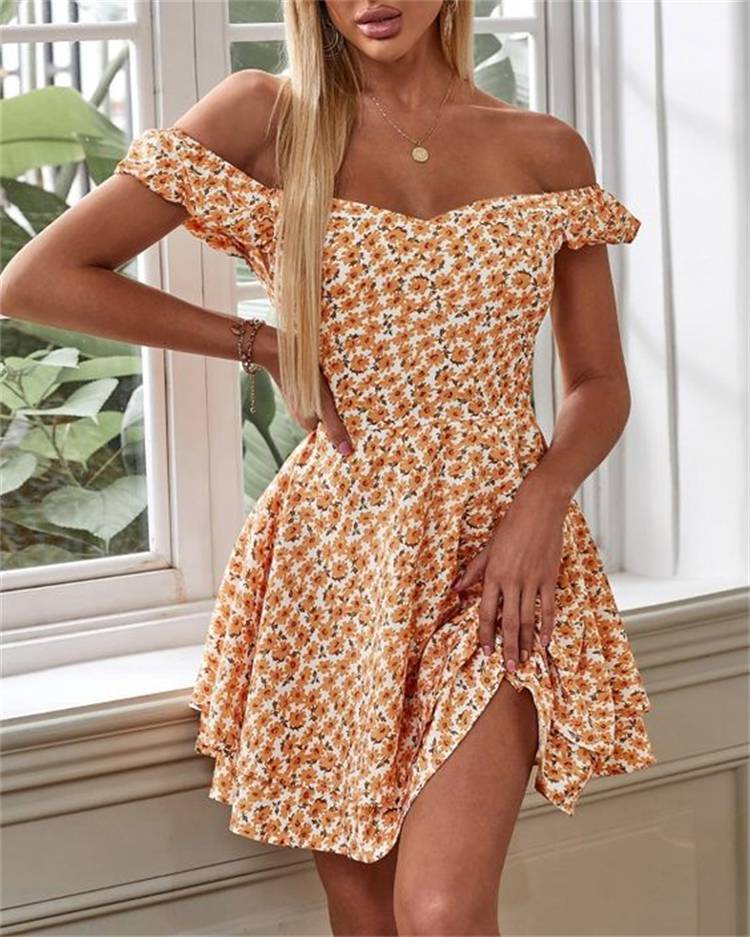 Trendy Off The Shoulder Outfits To Make Your Summer Hotter; Off The Shoulder Outfits; Outfits; Off The Shoulder Dress; Off The Shoulder Top; Off The Shoulder; Summer Outfits; #outfits #summeroutfits #offtheshoulderdress #offtheshoulder #offtheshouldertop #summerofftheshoulder
